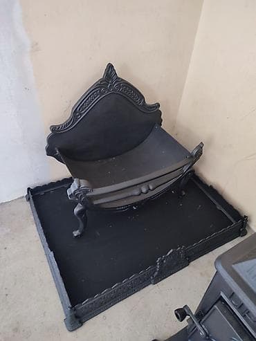 Maintenance devices: Liveno gvozdeno ognjište/korito za kamin sa dekorativnom podlogom - — 2