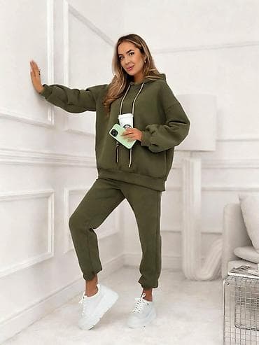 Donji deo: Ženski komplet trenerke – duks s kapuljačom i donji deo - Model — 7