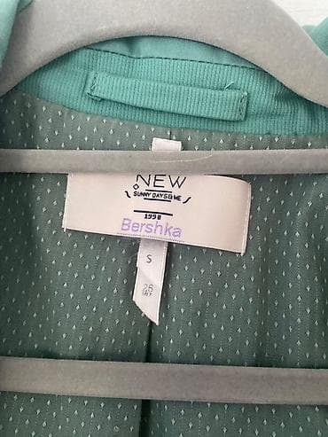 bershka obuca: Bershka ženski sako - Model: klasični blejzer sa jednim dugmetom — 2