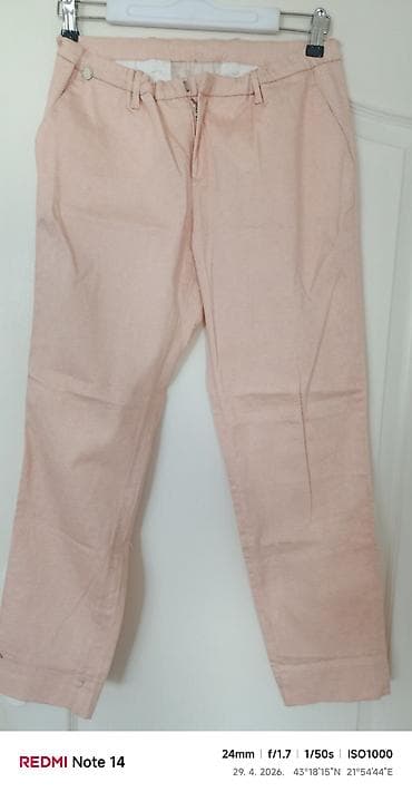 Ženske pantalone u svetloružičastoj boji Legend - Kroj: klasičan