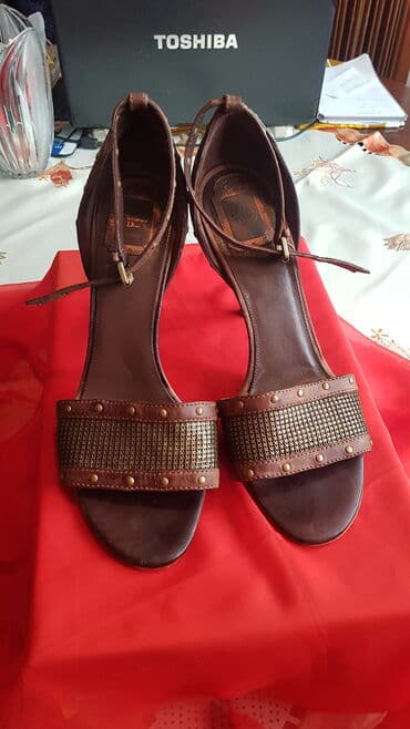 sandale reserved: Sandals, 41 — 1