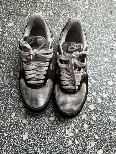 nike bele kozne patike: Nike patike – niskog profila, lifestyle model - Boja: kombinacija — 2