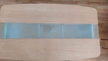 Ugaone garniture: Klub sto 105x60 cm Stabilan cvrst Ima malo ostecenje na sredini koje — 6