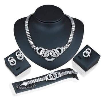 set za nokte dm: Cena: 2100din — 1