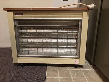 farba za peci na drva: Kvarcna grejalica / peć 2x Prodajem dve kvarcne grejalice, obe u — 1