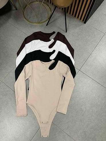 bodi zenski: Likra bodi
 1600🆕🆕

2 za 2300 — 2