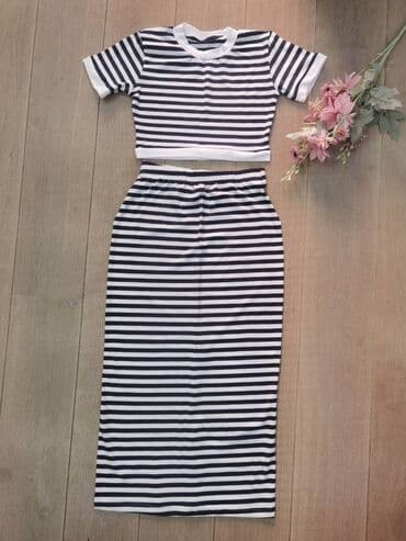 zenski kompleti sako i suknja: Dužina suknje 85 
1700 komplet r.d — 3