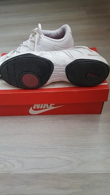 patike 270: Nike original patike,broj 40 duzina gazista 25. 5,u odlicnom stanju — 4