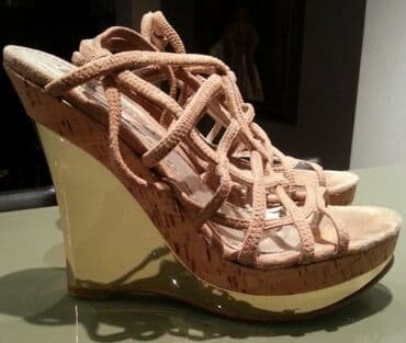 zlatne sandale deichmann: Sandale, Nine West, 38 — 1