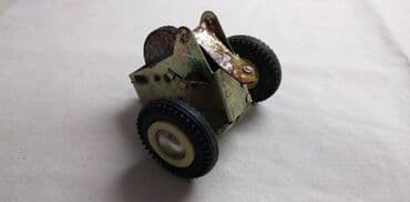 vlastite i zajednicke imenice 2 razred: Inercioni motor za limeni autic,precnik tocka 3,2 cm. razmak 5,7 cm — 3