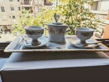Kotlići: Stari porcelanski set za kafu: - Dve šoljice - Dve kašičice - Posuda — 6