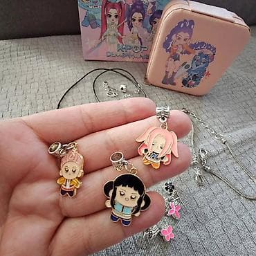 deda mraz na duvanje: Tvoja devojčica zaslužuje nakit koji priča priču. Upoznaj Miru, Zoe i — 6