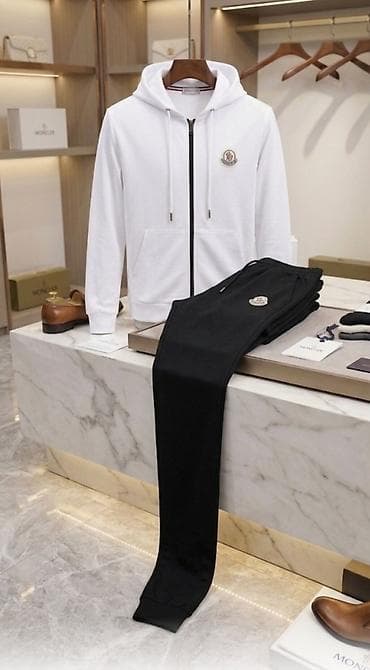 Trenerka Moncler, bоја - Šareno na lalafo.rs Trenerka Moncler, bоја - Šareno