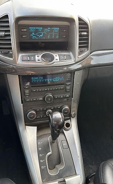 alat za kugle mercedes: Chevrolet Captiva SUV DELOVI 2.2 135kw - Karoserija: SUV, 5 vrata - — 6