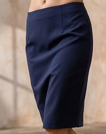 Elegantna ženska suknja – tamnoplava - Kroj: klasičan, ravna linija