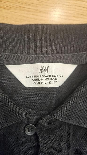 nike tn black: H&M crna polo majica za decu/tinejdžere - Brend: H&M - Model — 3