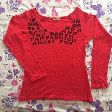 Women's T-shirts and tops: Color - Red — 1