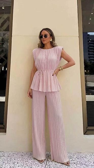 pantalone s: 06. Komplet 3.300 dinara H — 3