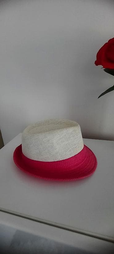 karirani kompleti zenski: Roze-beli šešir, sa manjim obodom, kupljen je u DM-u, nošen 2-3 puta — 3