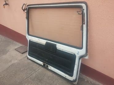 motor brisaca zastava 101: Vrata gepeka lada karavan kompletna sa staklom. Očuvana, zdrava — 6