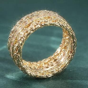 van cleef nakit cena: Zlatni prsten široke burme sa bogatim pletenim motivom i centralnim — 5