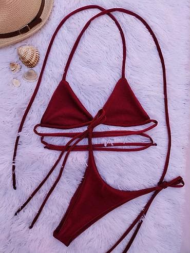 Dvodelni kupaći kostim – bordo - Model: trokutasti gornji deo sa