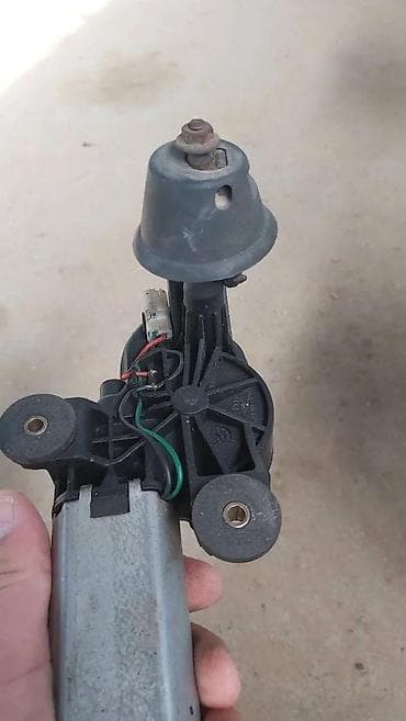 zadnji motor brisaca audi a4 karavan: ALFA 147 MOTORIC BRISACA ZADNJI | Motoric brisaca zadnjeg skinut sa — 3
