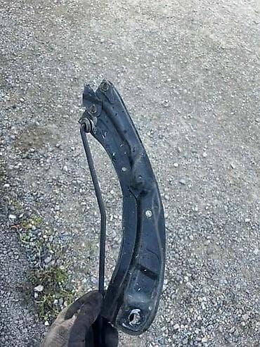 felne golf 5: NOSAC FARA ZA ŠKODA RAPID - 5JA805931L | Levi nosac fara limeni — 2