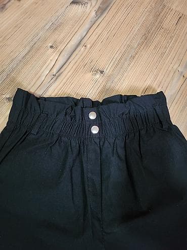 Pantalone: Crne ženske pantalone sa elastičnim „paperbag” strukom i dvostrukim — 1