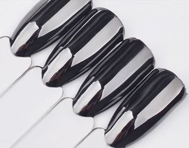 Suplementi: Crno ogledalo - puder za nokte 1g + aplikator
Cena: 190din — 2