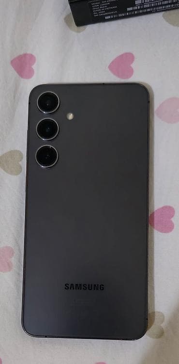 samsung s6 edge: Samsung galaxy s24+ telefon je koriscen oko par meseci Dobro — 3