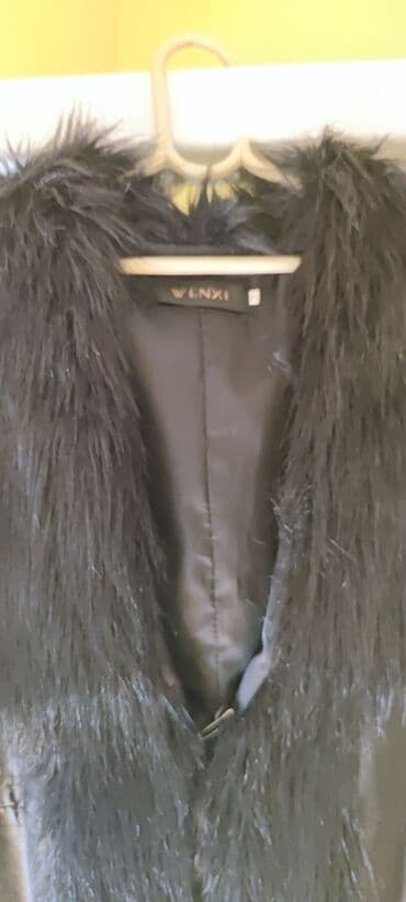duks sa krznom: S (EU 36), Faux fur, color - Black — 2