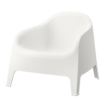 Desks and tables: Prodajem 4 Ikea fotelje, koriscene jednu sezonu. Bela boja. Bez — 3