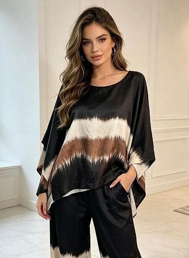 lagane pantalone: Damski komplet:tunika širokog kroja i pantalone širokih nogavica. - — 2