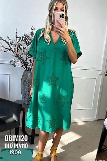 Haljine: Haljina sa zvezdicama – komotan kroj. - Model: široka lepršava haljina — 2