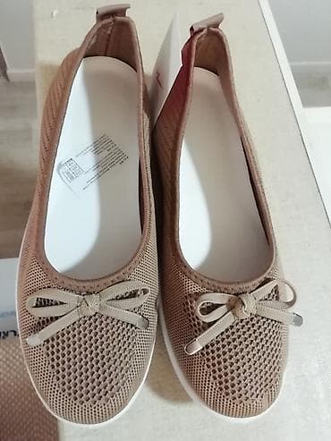 via spiga zenske cipele: Nove ženske krem espadrile u broju 39,5. unutrašnje gazište 25,3 cm — 3