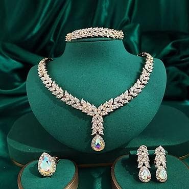 kristali ogrlice: 2000 — 8