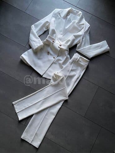 ramax nova kolekcija: New,,Royal Dreamer’’Suitvelicine:36/38/40/42/44/46 Boje:Crna Bela — 13