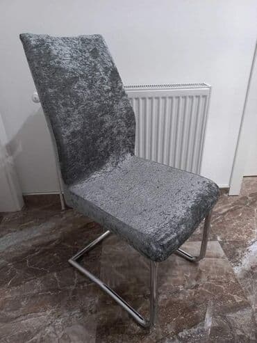 lidl deciji sto i stolice: Rastegljive navlake za stolice plišane jednobojne SET 6 KOMADA Cena — 10