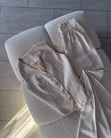 h and m obuca: Komplet:4400 dinara Veličina: S M L Uvoz iz Turske Dužina nogavica — 4