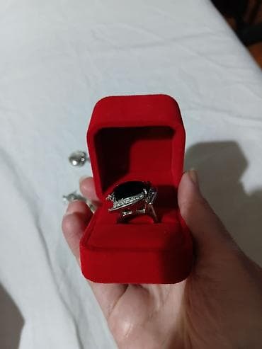 Ogrlice: Stari prsten bizuterija ne crni prelep — 6