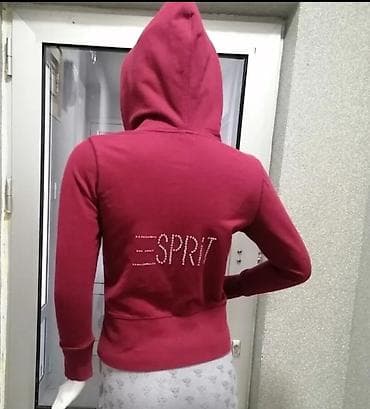 haljina 6: Trenerka esprit
nošen očuvan
vel s — 3