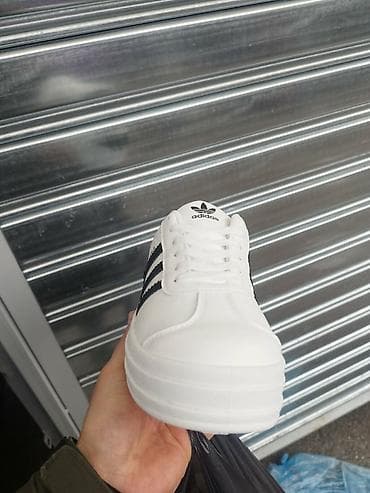 mona nova kolekcija 2023: Adidas, 41, bоја - Šareno — 2