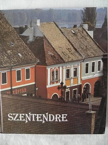 Knjiga: Szentendre (Sentandreja),1987.,98 str.,engl