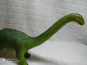 tommy hilfiger d: Zeleni dinosaurus38x19tvrda guma,rebrasta štampa — 2