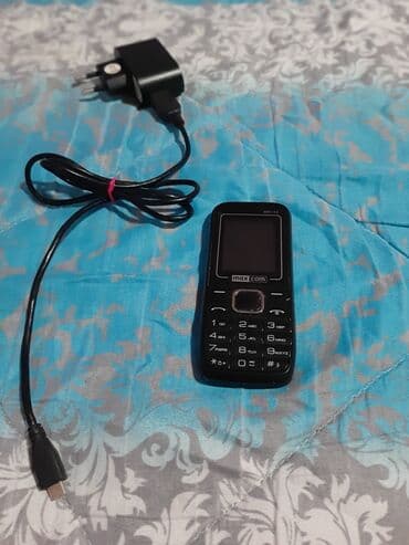 xd memorijska kartica: Telefon Max Com ispravan telefon je na dve kartice i memorijska — 7