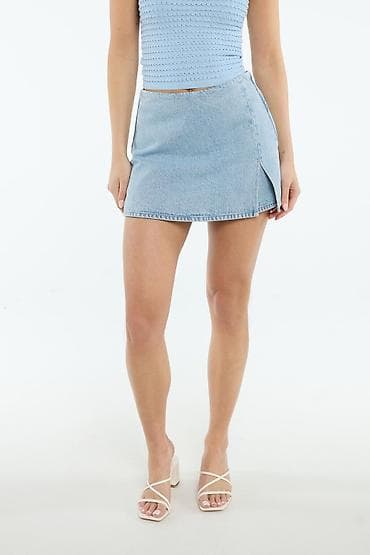 pantalone s: Ženski teksas šorts/duknja – AMISU - Brend: AMISU - Veličina: EU 42 — 8