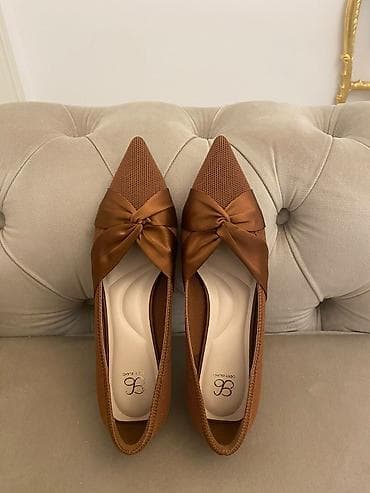 haljine safari stil: Elegantne ženske cipele na malu štiklu (kitten heel), u toploj — 3