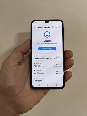 printer za jestive slike: Samsung A40 sa 4/64gb memorije, dual sim sim free. Na ekranu bela — 4