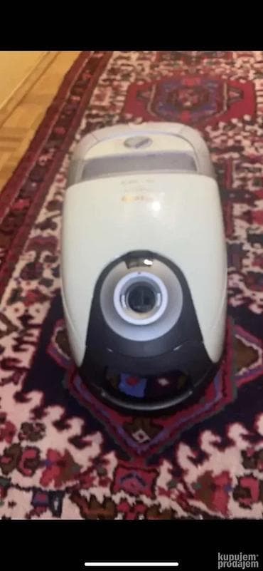 polovni iphone 16 pro: Original Miele tri crvena usisivaca jedan radi dva ne rade ako se — 4